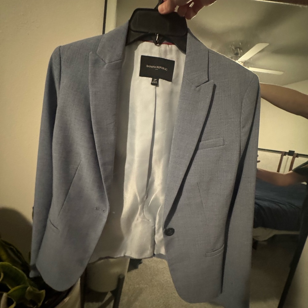Banana Republic Women’s Light Blue Blazer